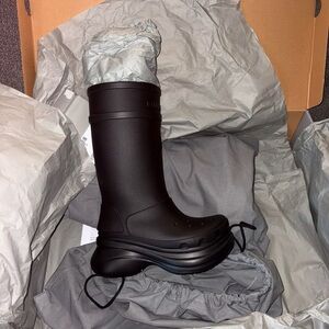 Black Tall Rain Boots